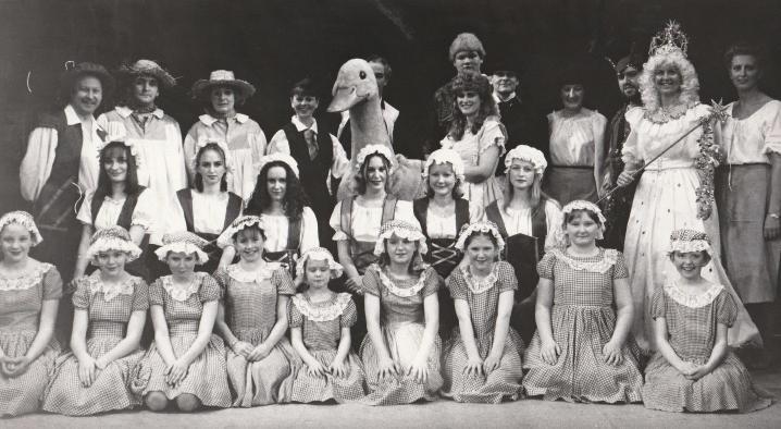PERFORM: The cast of Mother Goose in 1997